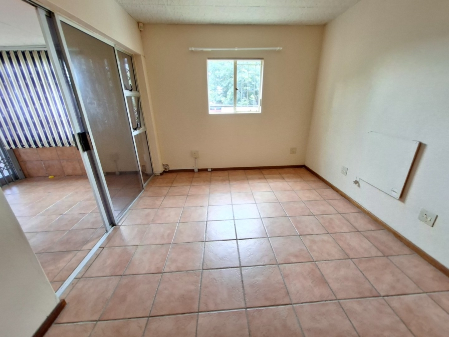 To Let 8 Bedroom Property for Rent in Dan Pienaar Free State
